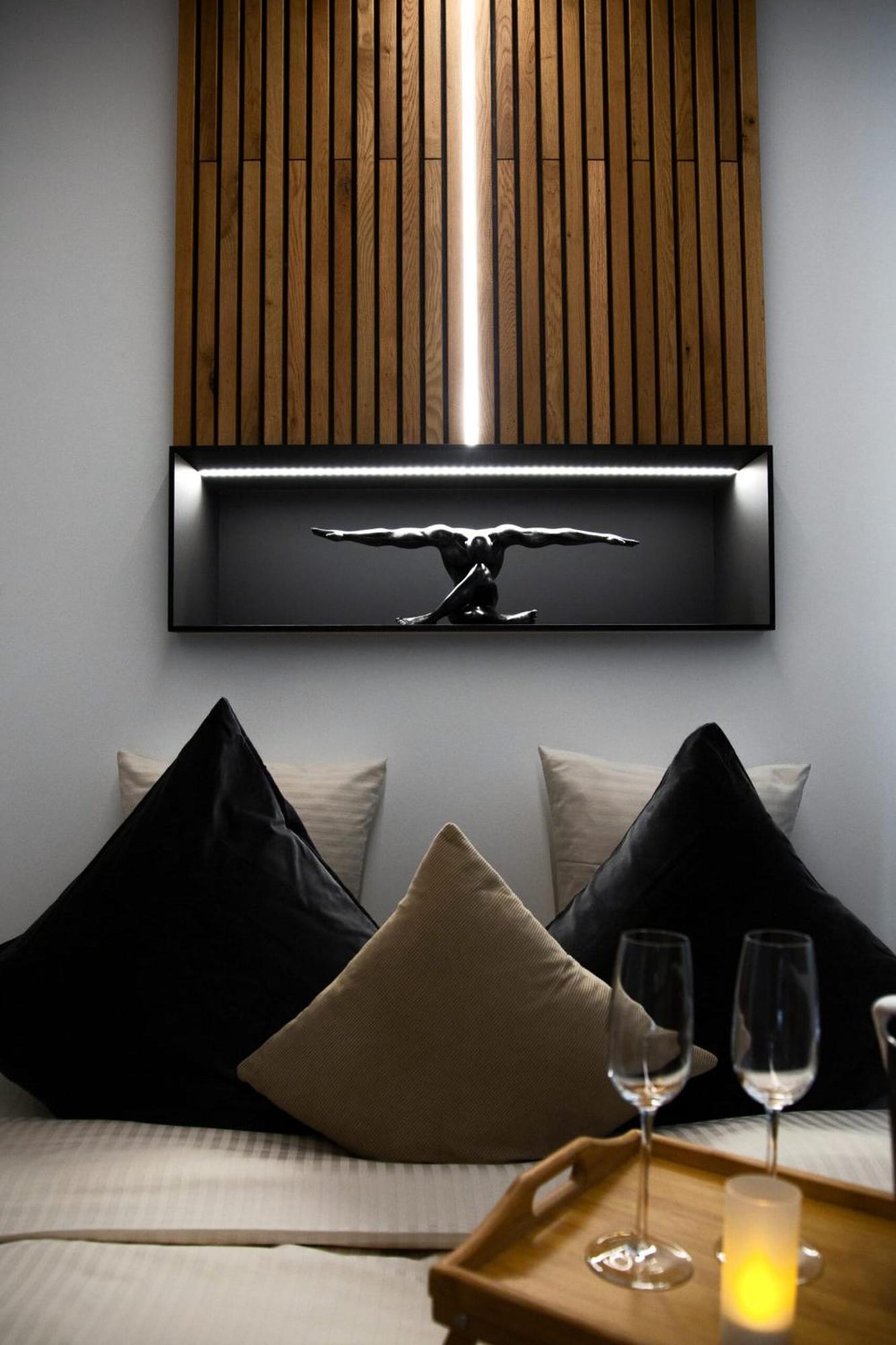 Golden Sunset Wellness Recht